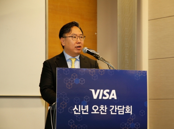 패트릭 윤(Patrick Yoon) Visa 코리아 사장이 2월 13일 대한상공회의소에서 열린 Visa 신년 오찬 간담회에서 Visa의 현황 및 비전에 대해 발표하고 있다.