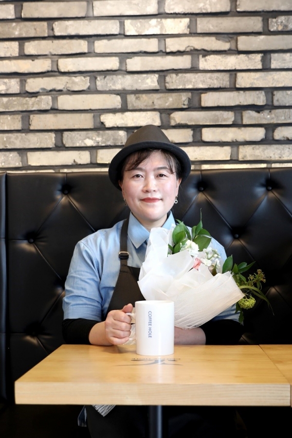 프랜차이즈 카페 커피홀 천안 신방점 점주님
