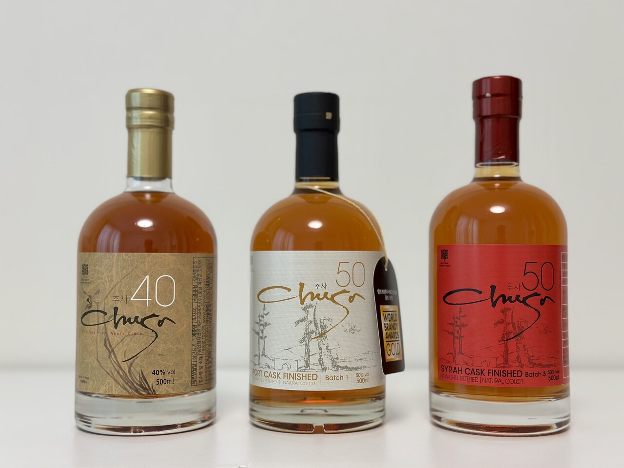 충남 예산의 예산사과인이 생산하는 ’추사40‘, ’추사50 배치1‘, ’추사50 배치3’.